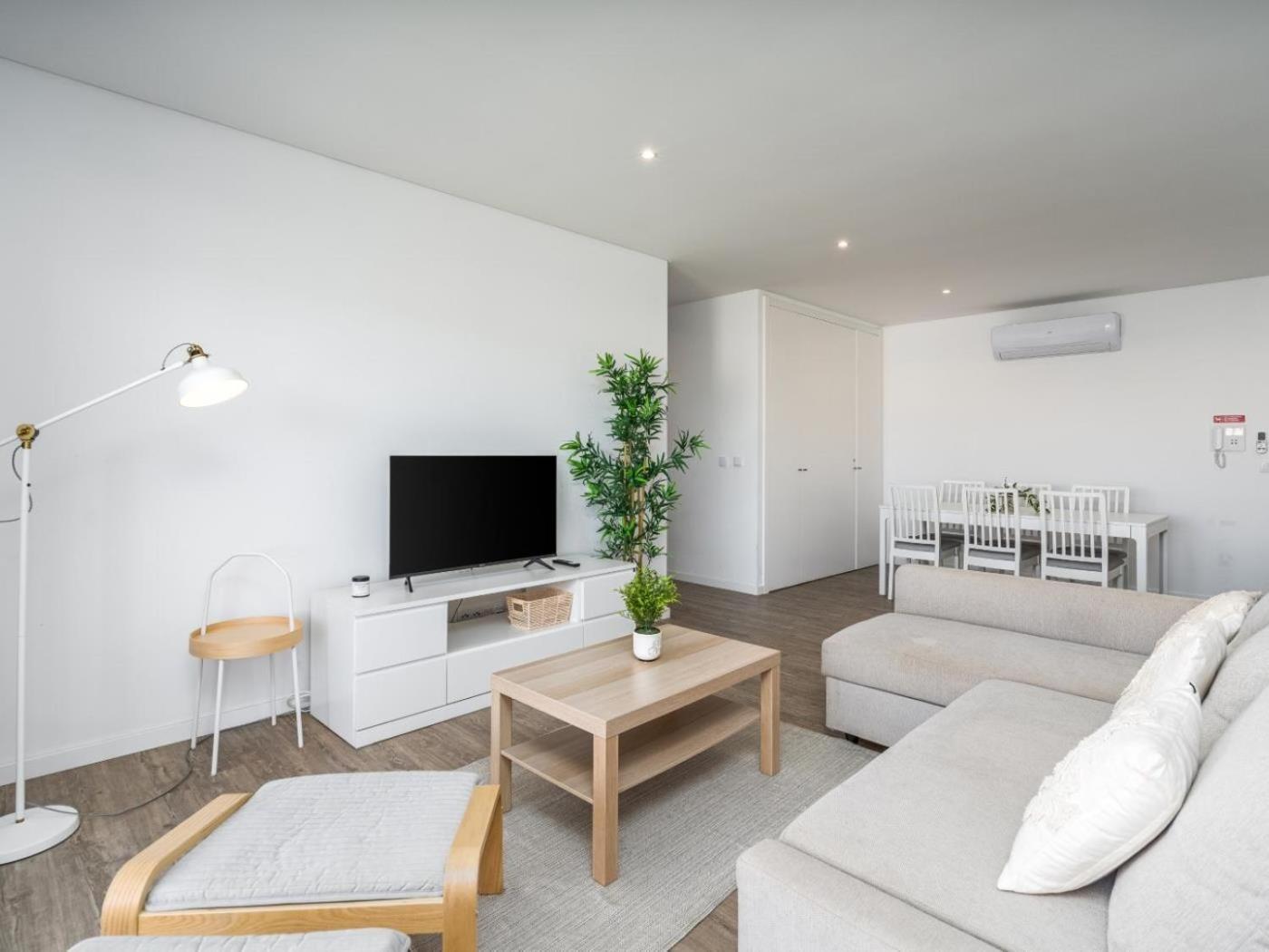 Rooftop Pool, Balcony And Ac #1965 Apartamento